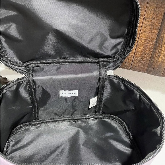 Used a few times #momlife Rae Dunn cosmetic case in great condition - Picture 5 of 5